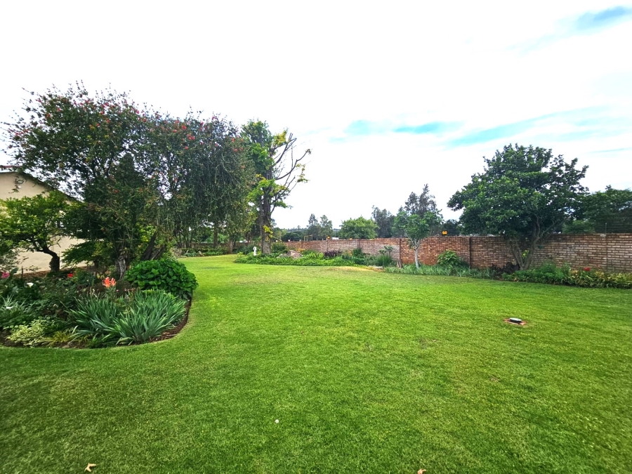 3 Bedroom Property for Sale in Eldoraigne Gauteng