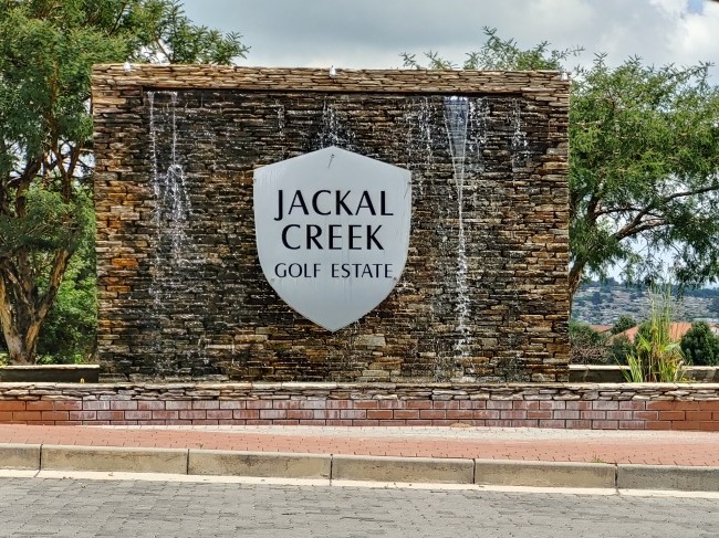 To Let 1 Bedroom Property for Rent in Jackal Creek Golf Estate Gauteng