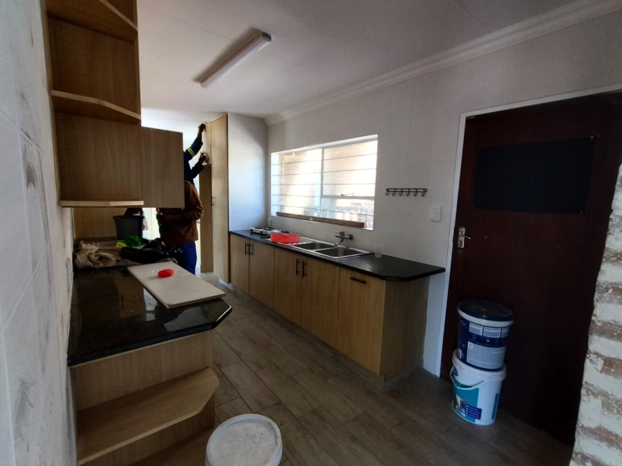 3 Bedroom Property for Sale in Noordheuwel Gauteng