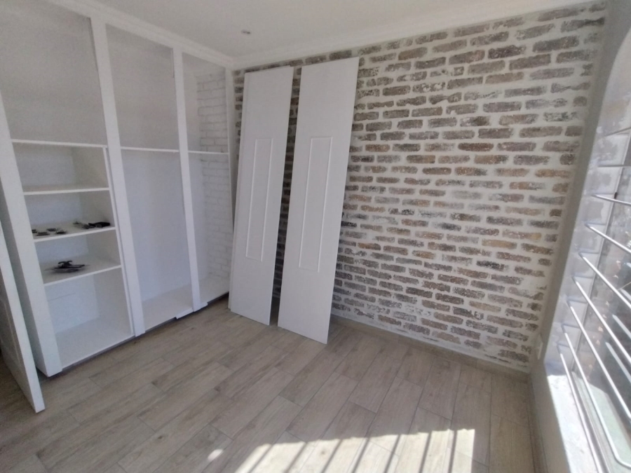 3 Bedroom Property for Sale in Noordheuwel Gauteng