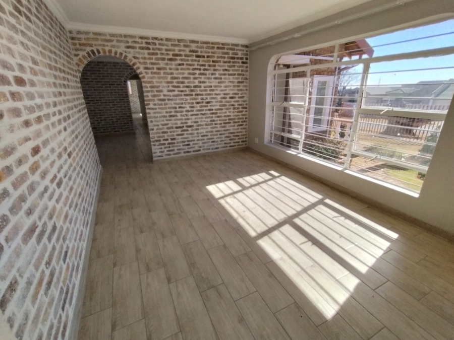To Let 3 Bedroom Property for Rent in Noordheuwel Gauteng