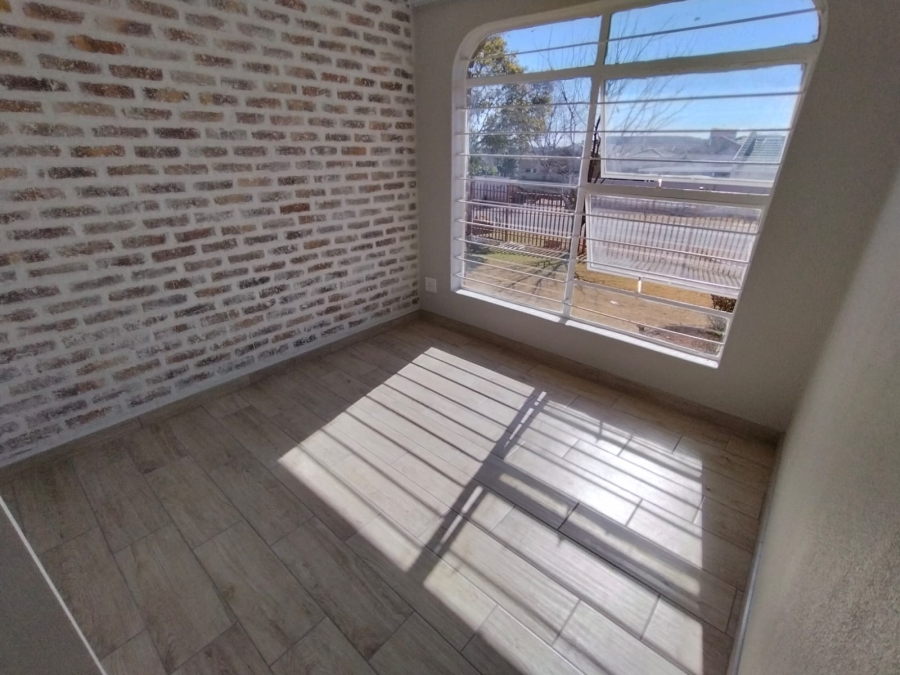 To Let 3 Bedroom Property for Rent in Noordheuwel Gauteng