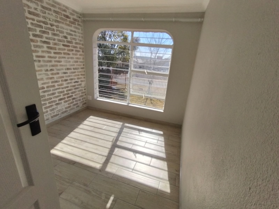 To Let 3 Bedroom Property for Rent in Noordheuwel Gauteng