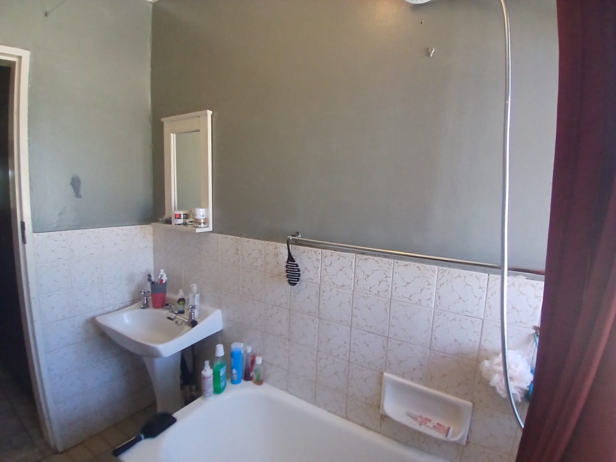 To Let 2 Bedroom Property for Rent in Witfield Gauteng
