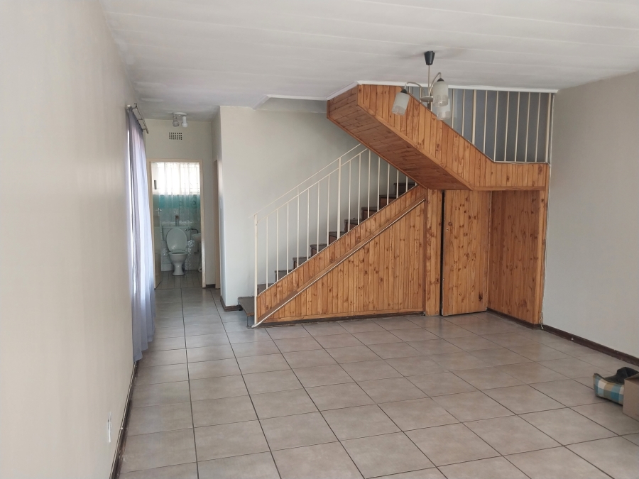 To Let 2 Bedroom Property for Rent in Witfield Gauteng