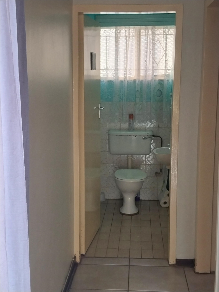 To Let 2 Bedroom Property for Rent in Witfield Gauteng