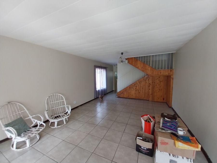To Let 2 Bedroom Property for Rent in Witfield Gauteng