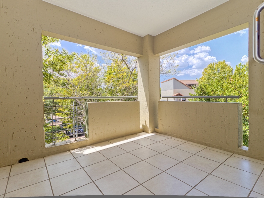 To Let 1 Bedroom Property for Rent in Broadacres Gauteng
