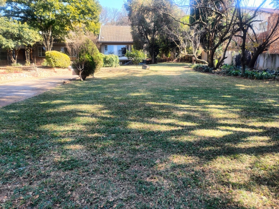 To Let 4 Bedroom Property for Rent in Val de Grace Gauteng
