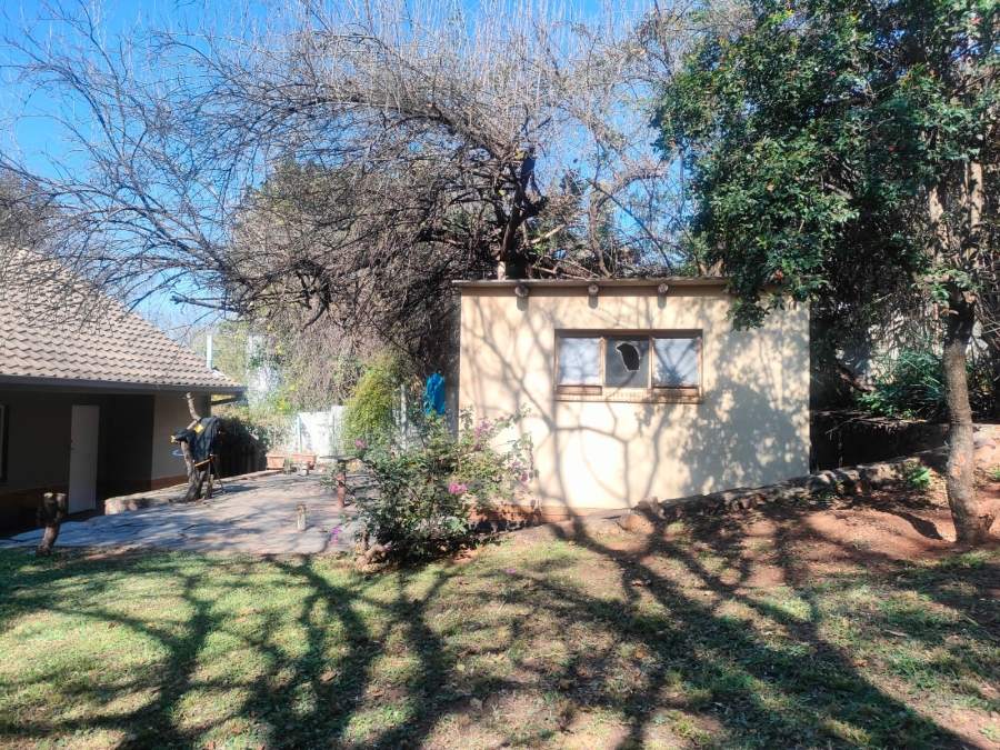 To Let 4 Bedroom Property for Rent in Val de Grace Gauteng