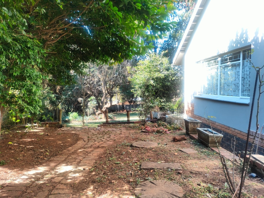 To Let 4 Bedroom Property for Rent in Val de Grace Gauteng