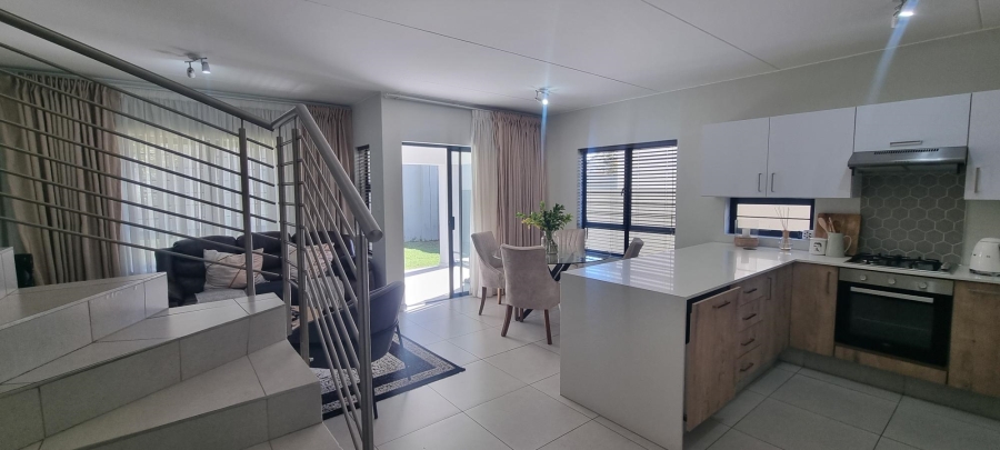 3 Bedroom Property for Sale in Broadacres Gauteng