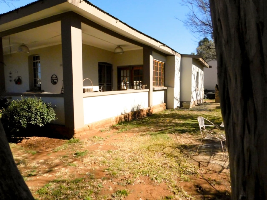 5 Bedroom Property for Sale in Heidelberg Proper Gauteng