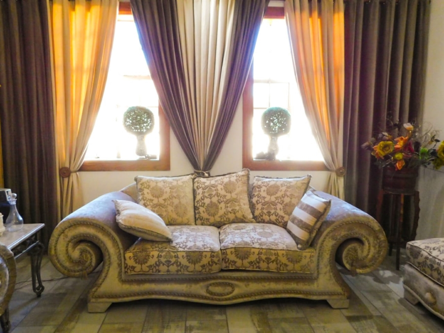 5 Bedroom Property for Sale in Heidelberg Proper Gauteng
