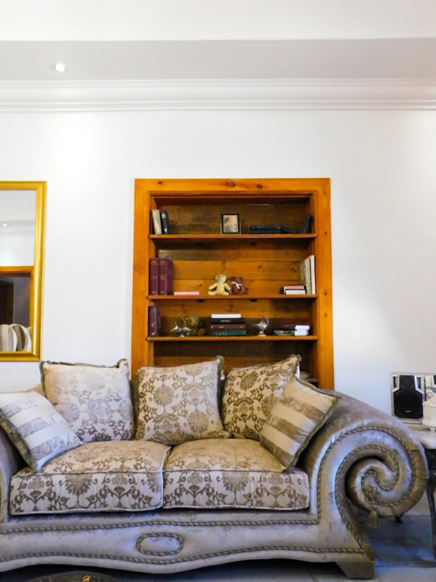 5 Bedroom Property for Sale in Heidelberg Proper Gauteng