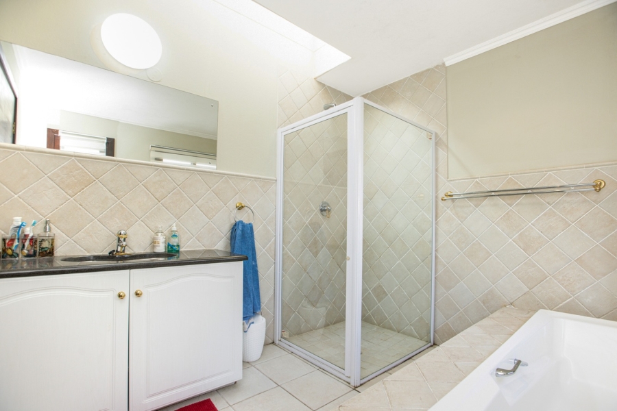 To Let 4 Bedroom Property for Rent in Dainfern Golf Estate Gauteng