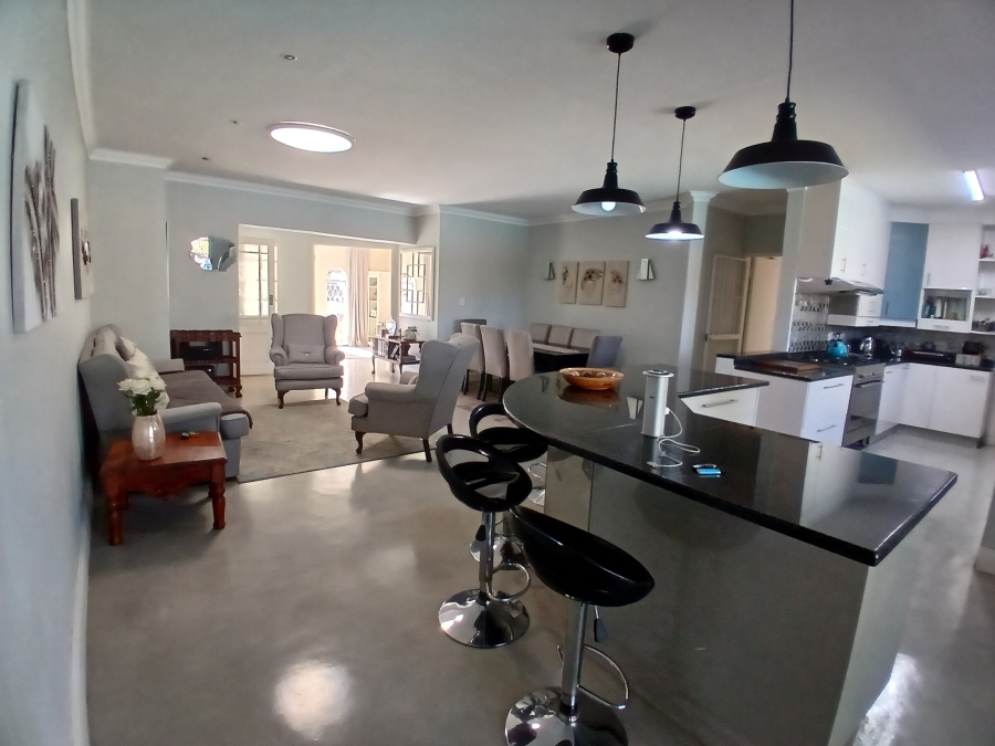 4 Bedroom Property for Sale in Brackendowns Gauteng
