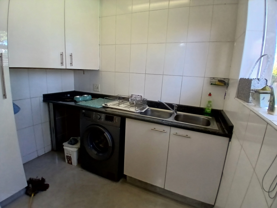 4 Bedroom Property for Sale in Brackendowns Gauteng