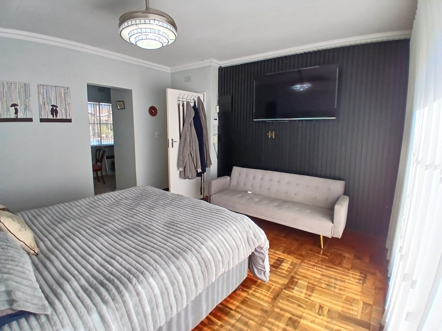 4 Bedroom Property for Sale in Brackendowns Gauteng