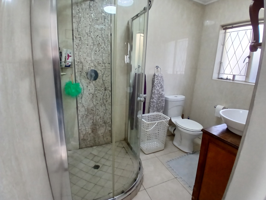 4 Bedroom Property for Sale in Brackendowns Gauteng