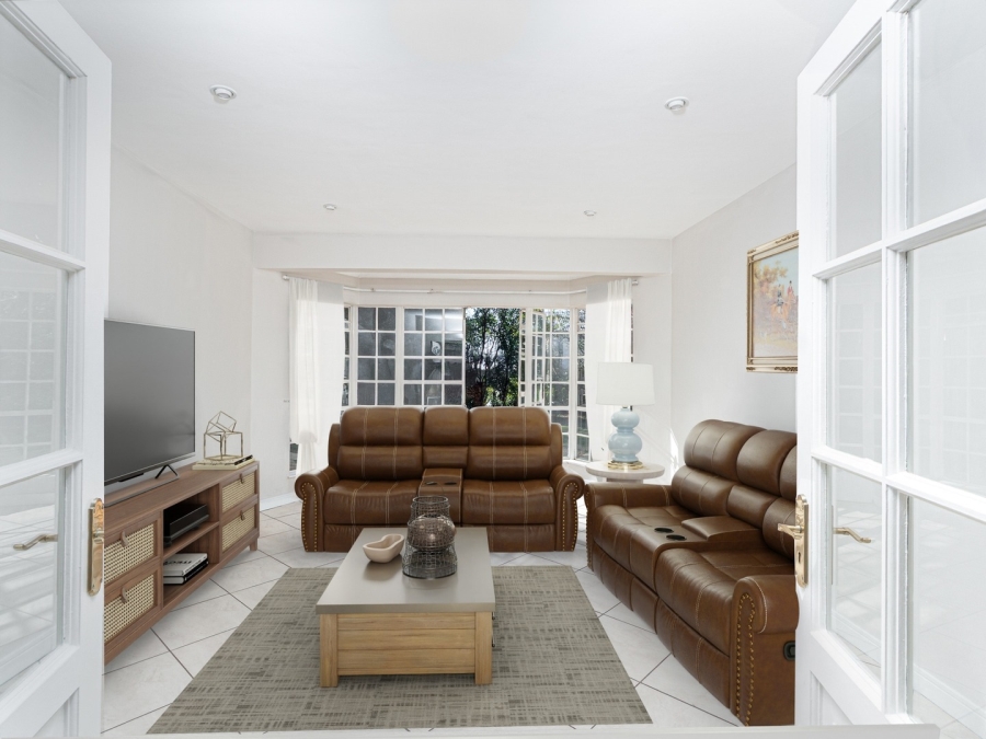 8 Bedroom Property for Sale in Fourways Gardens Gauteng