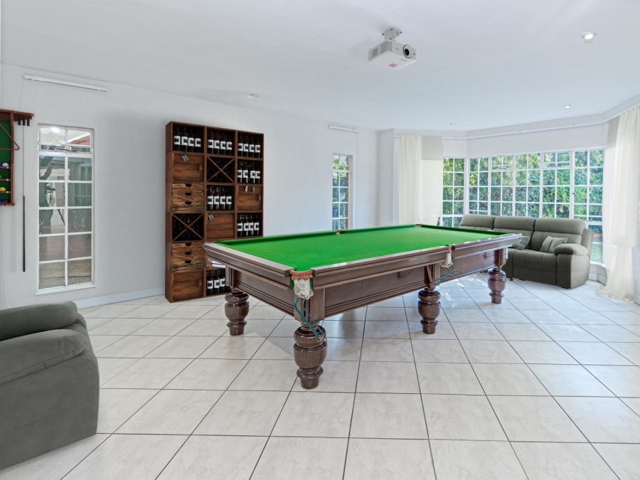 8 Bedroom Property for Sale in Fourways Gardens Gauteng