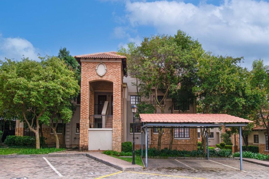 2 Bedroom Property for Sale in Lonehill Gauteng