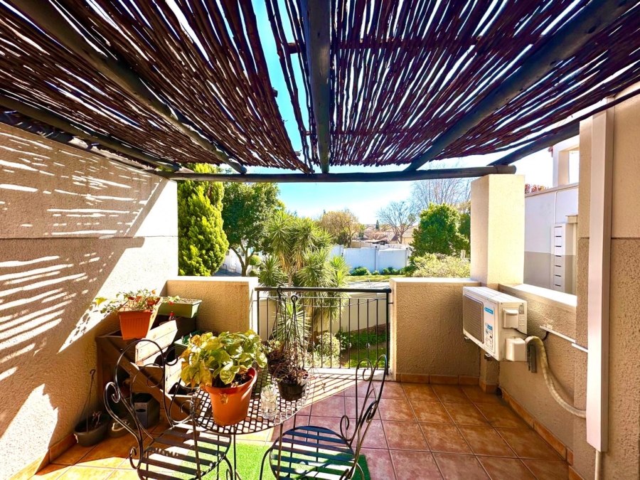 2 Bedroom Property for Sale in Lonehill Gauteng