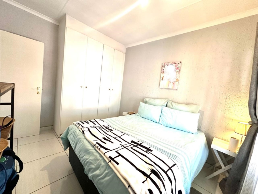2 Bedroom Property for Sale in Lonehill Gauteng