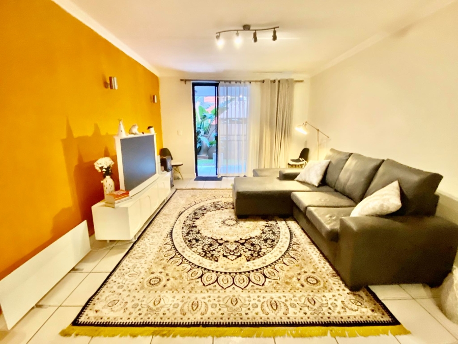 To Let 2 Bedroom Property for Rent in Morningside Gauteng