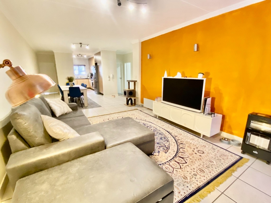 To Let 2 Bedroom Property for Rent in Morningside Gauteng