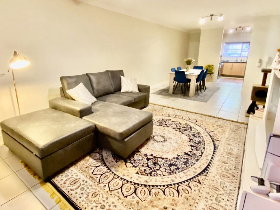To Let 2 Bedroom Property for Rent in Morningside Gauteng
