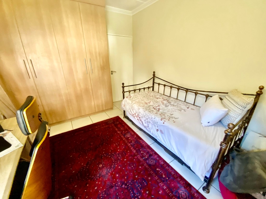 To Let 2 Bedroom Property for Rent in Morningside Gauteng