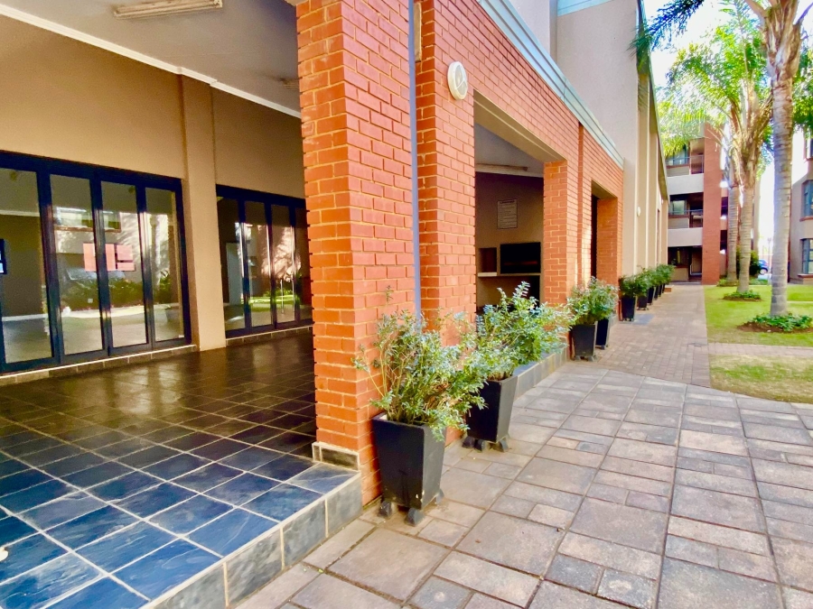 To Let 2 Bedroom Property for Rent in Morningside Gauteng