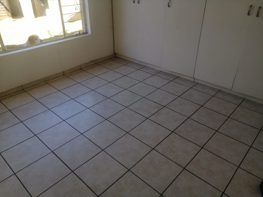 To Let 2 Bedroom Property for Rent in Krugersdorp North Gauteng