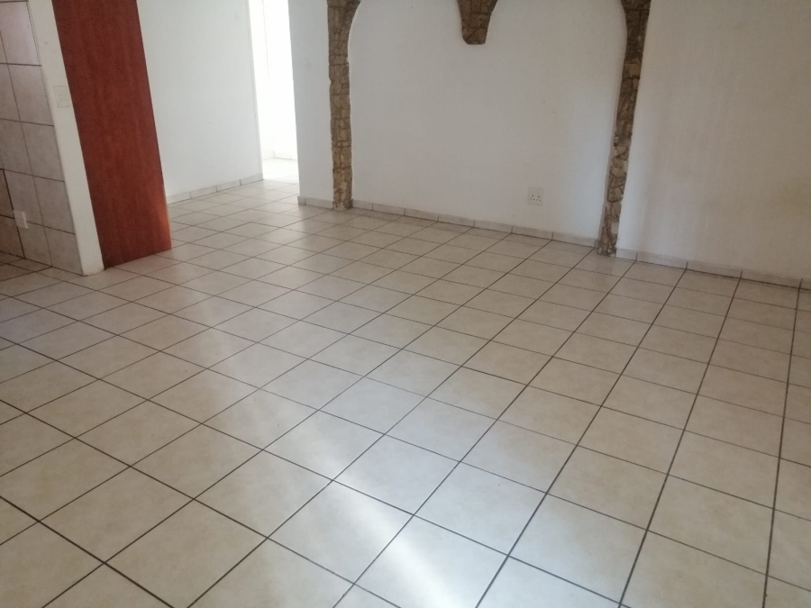To Let 2 Bedroom Property for Rent in Krugersdorp North Gauteng