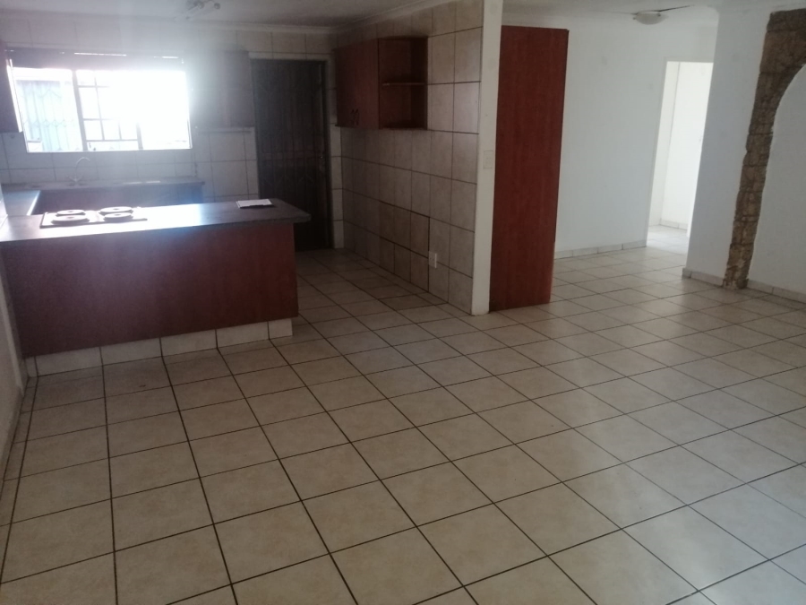 To Let 2 Bedroom Property for Rent in Krugersdorp North Gauteng