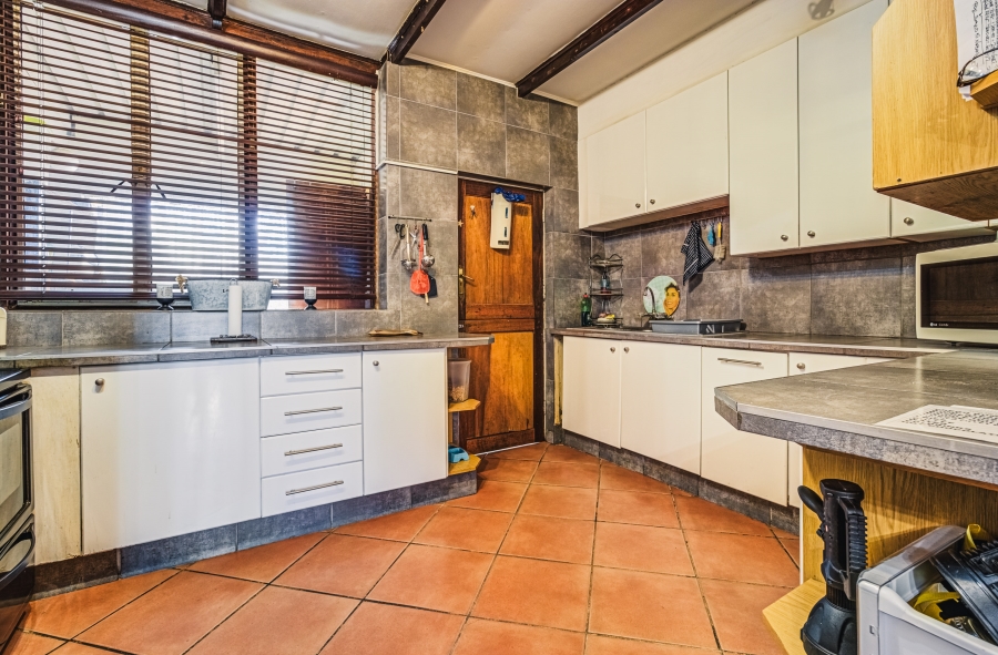 4 Bedroom Property for Sale in Eastleigh Gauteng