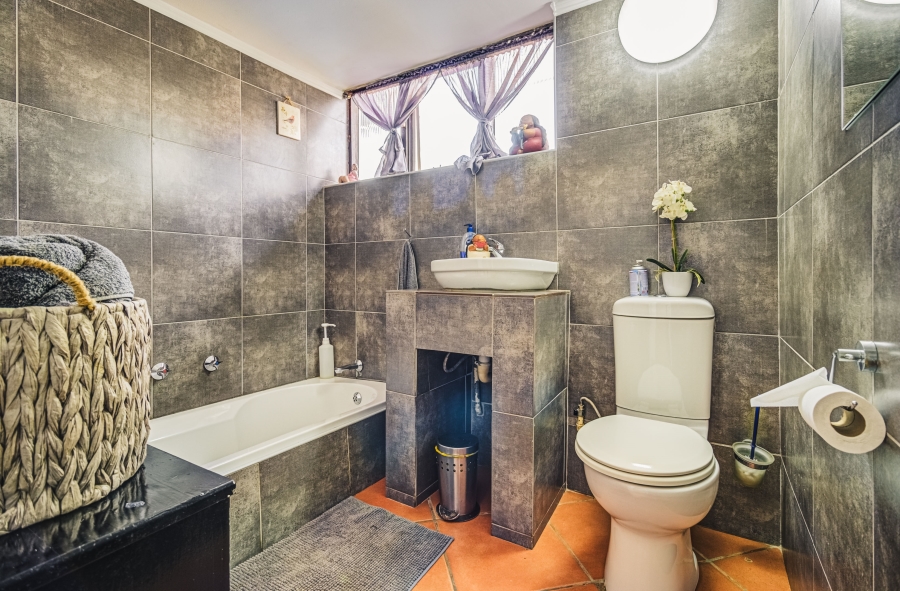 4 Bedroom Property for Sale in Eastleigh Gauteng
