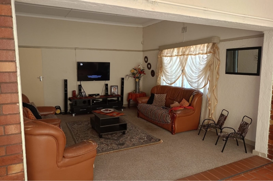 To Let 3 Bedroom Property for Rent in Dalview Gauteng