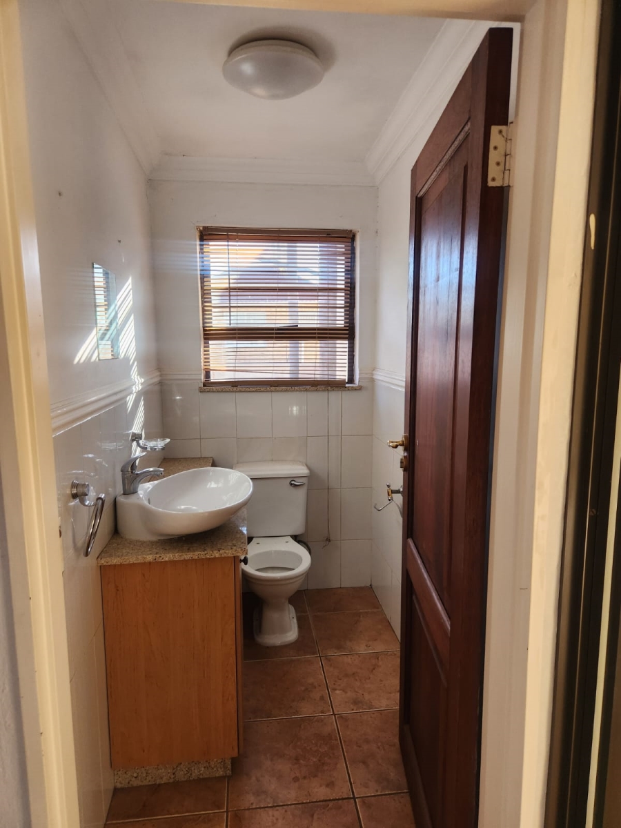 To Let 2 Bedroom Property for Rent in Wilgeheuwel Gauteng