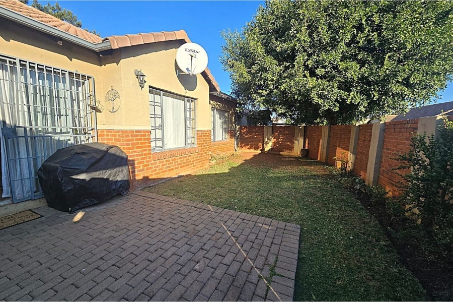 To Let 3 Bedroom Property for Rent in Montana Gauteng