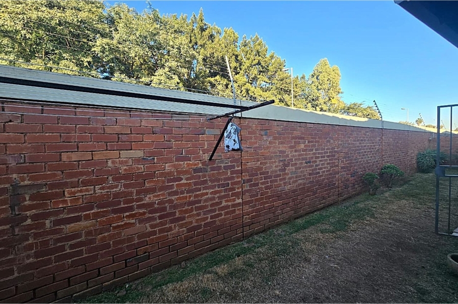To Let 3 Bedroom Property for Rent in Montana Gauteng