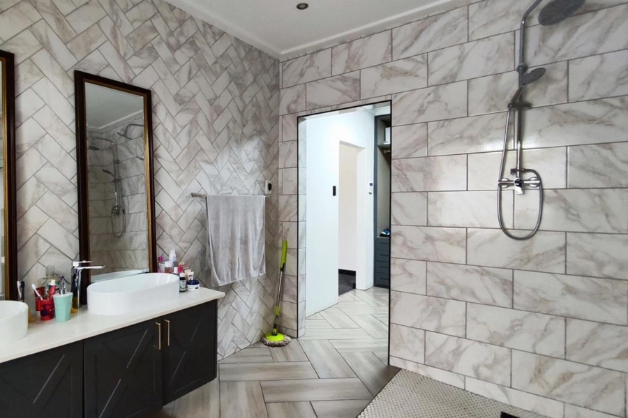 3 Bedroom Property for Sale in Rynfield Gauteng