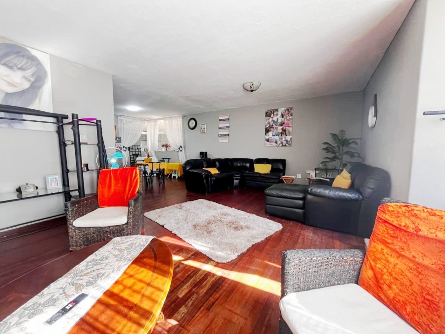 5 Bedroom Property for Sale in Brakpan Central Gauteng