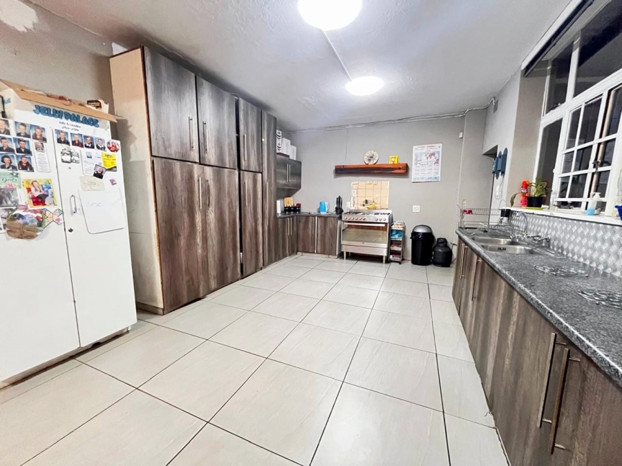 5 Bedroom Property for Sale in Brakpan Central Gauteng