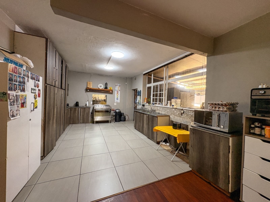 5 Bedroom Property for Sale in Brakpan Central Gauteng