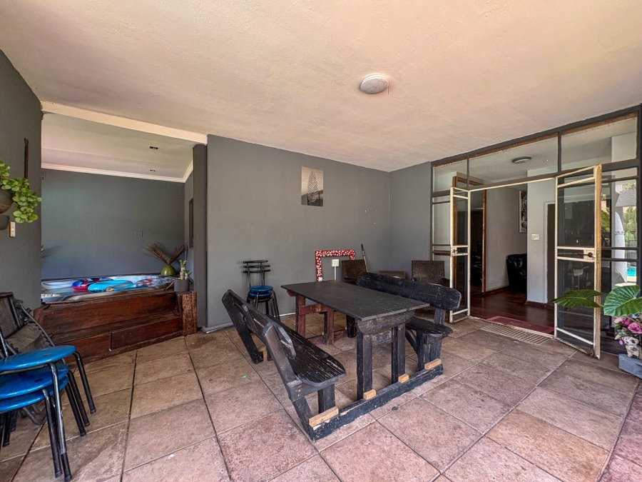 5 Bedroom Property for Sale in Brakpan Central Gauteng