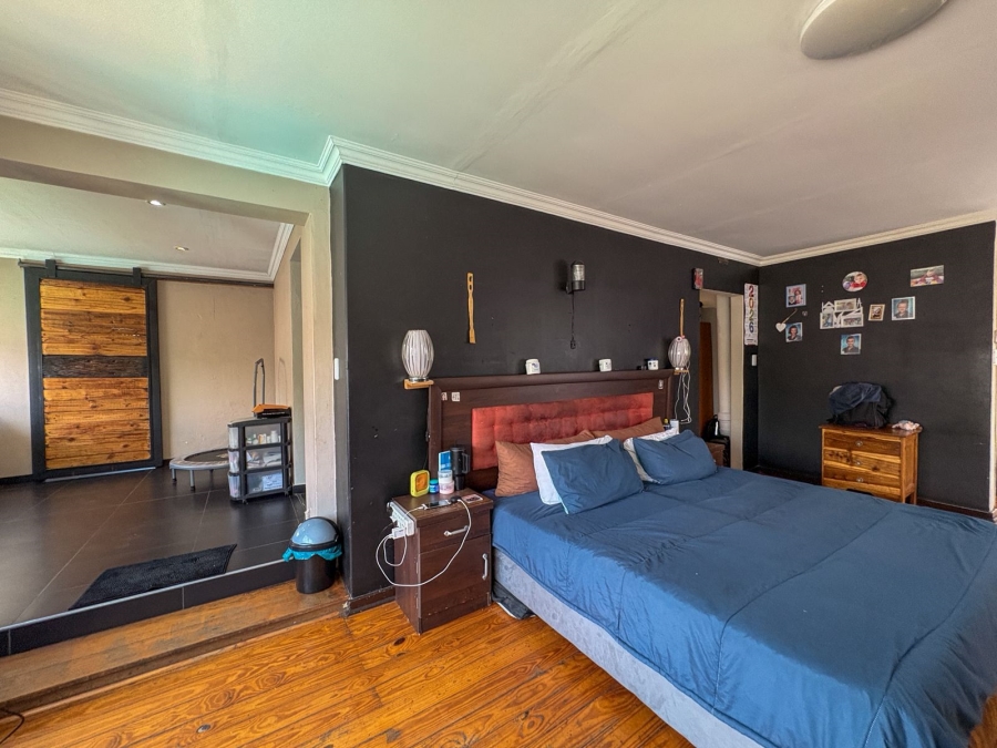 5 Bedroom Property for Sale in Brakpan Central Gauteng