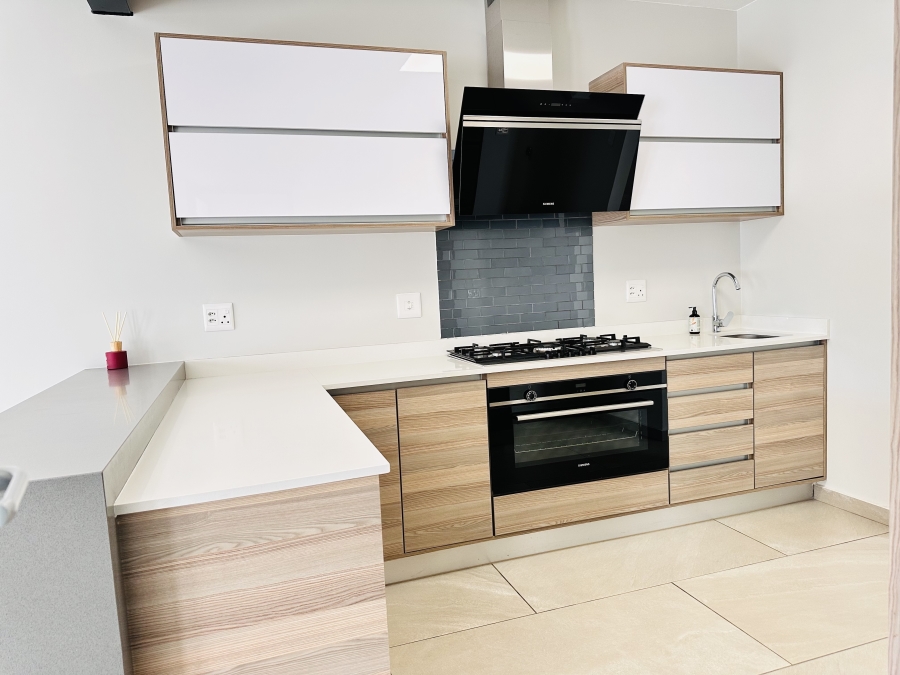 To Let 3 Bedroom Property for Rent in Crowthorne AH Gauteng